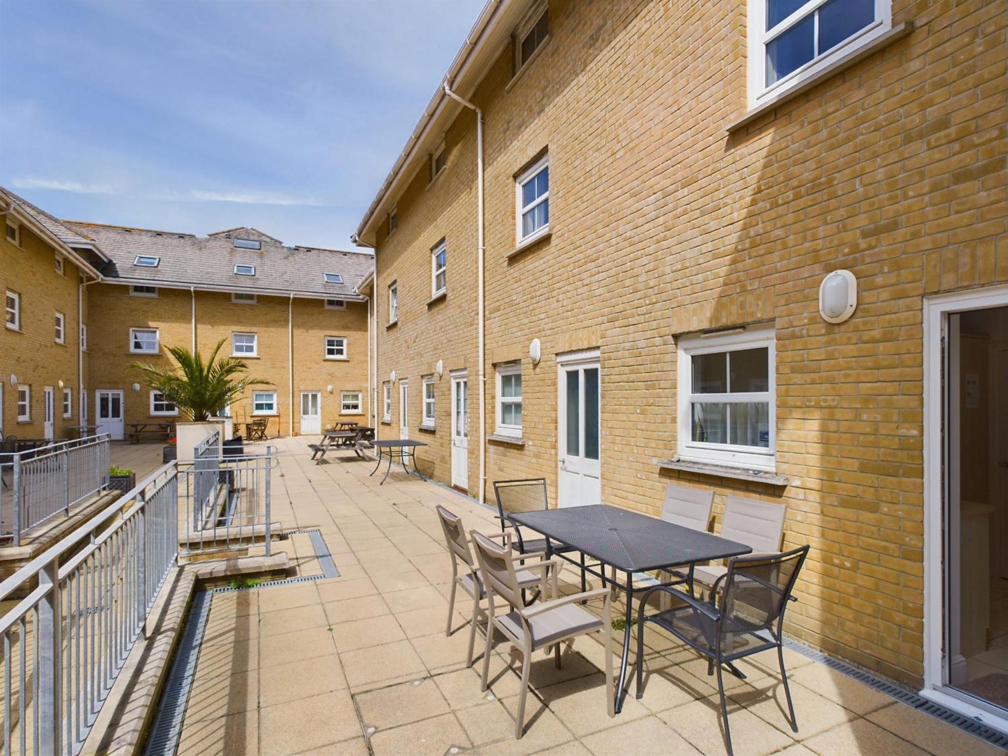 12A Solent Landing Direct Beach Access Bembridge Exterior photo