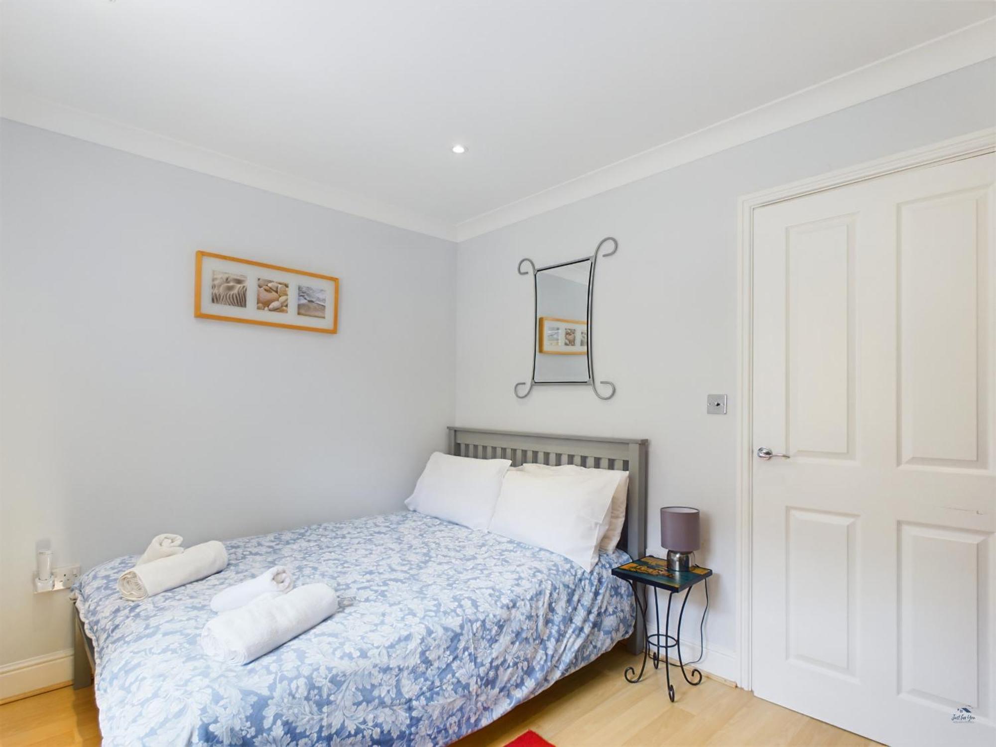 12A Solent Landing Direct Beach Access Bembridge Exterior photo